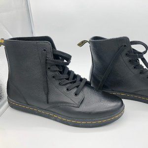 Dr. Martens Leyton 7-Eye Boot, Size 10 US Women